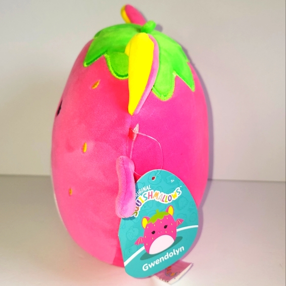 GWENDOLYN 🦇 Blacklight Pink Fruit Bat Original Squishmallow by Kelly Toy☆》NWT《☆ - Picture 2 of 8